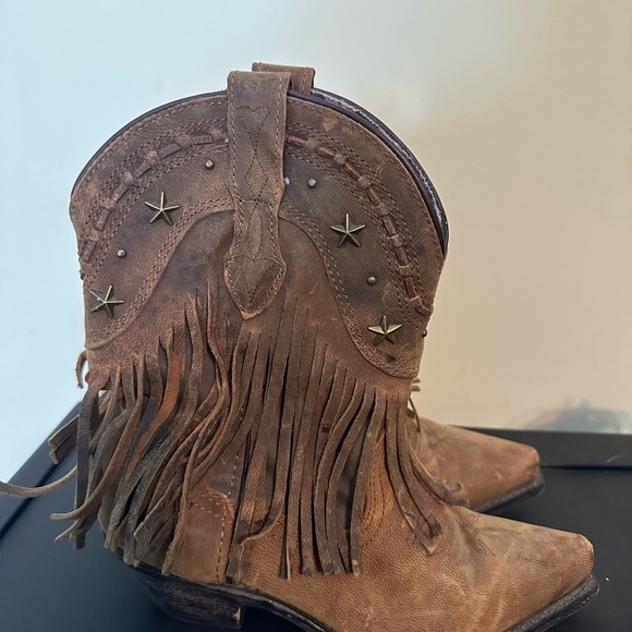 Dingo DI7441 Hang Low Fringe Brown Leather Western Ankle Boots Women's 6.5M - Picture 1 of 7